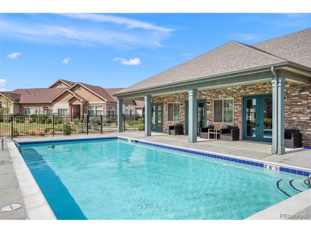 2029 S Flanders Way B, Aurora, CO 80013