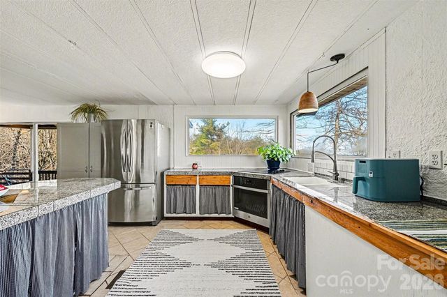 3181 Shag Bark Road, Connelly Springs, NC 28612