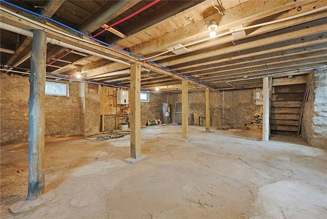 288 Potters Avenue, Providence, RI 02905