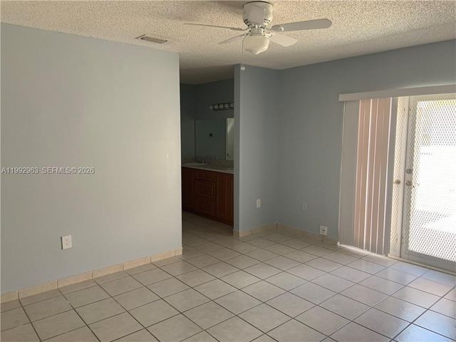 12352 NW 98th Ave, Hialeah Gardens, FL 33018