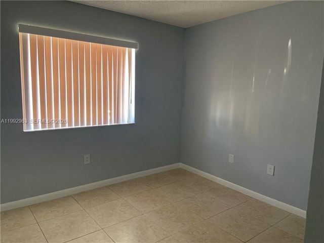 12352 NW 98th Ave, Hialeah Gardens, FL 33018