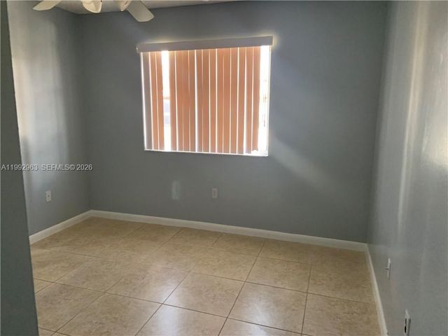 12352 NW 98th Ave, Hialeah Gardens, FL 33018