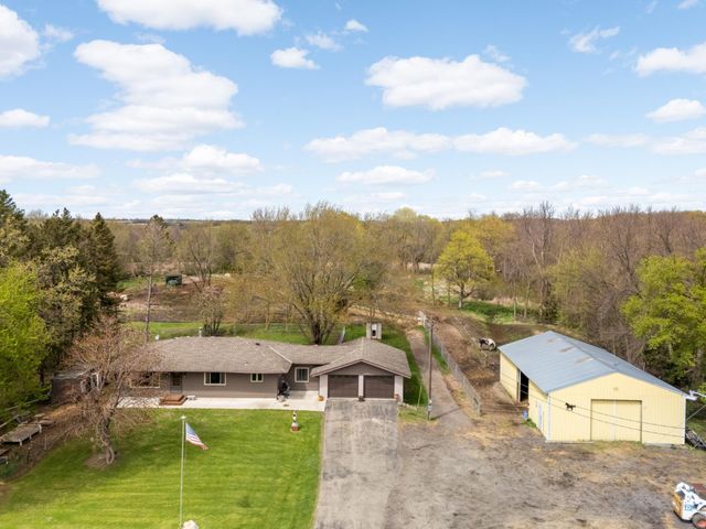 6811 Millersburg Boulevard, Lonsdale, MN 55046