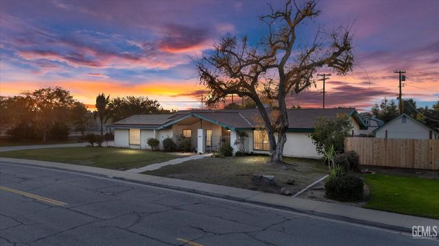 2401 Elm Street, Bakersfield, CA 93301