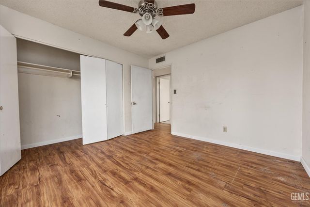 2401 Elm Street, Bakersfield, CA 93301