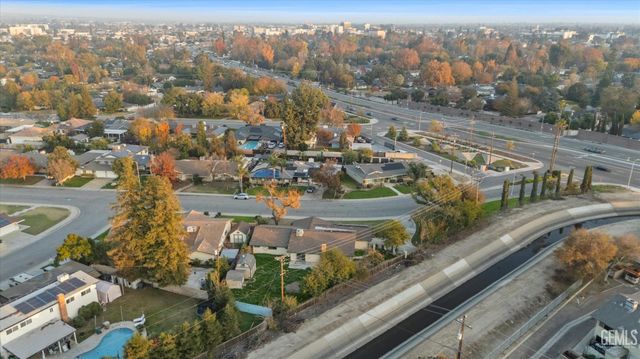 2401 Elm Street, Bakersfield, CA 93301