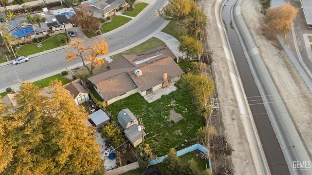 2401 Elm Street, Bakersfield, CA 93301