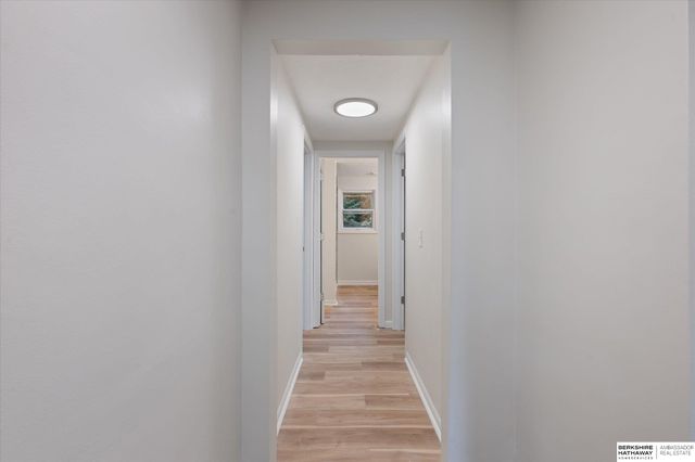 691 J E George Boulevard, Omaha, NE 68132