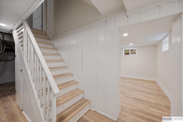 691 J E George Boulevard, Omaha, NE 68132