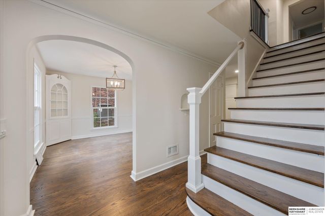 691 J E George Boulevard, Omaha, NE 68132