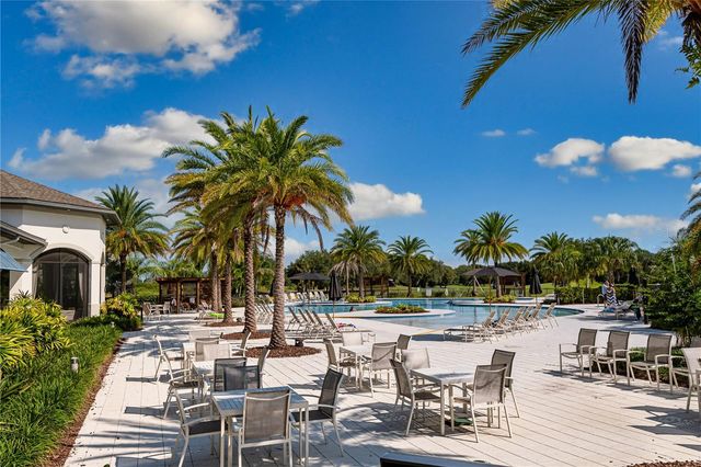 2016 FLORA PASS PLACE, Kissimmee, FL 34747