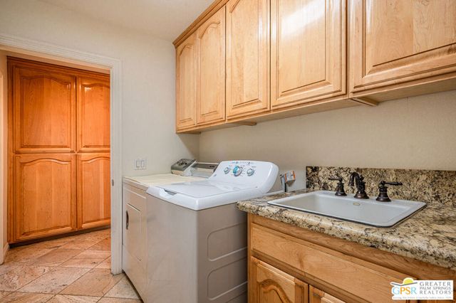 1321 Crystal Court, Palm Springs, CA 92264