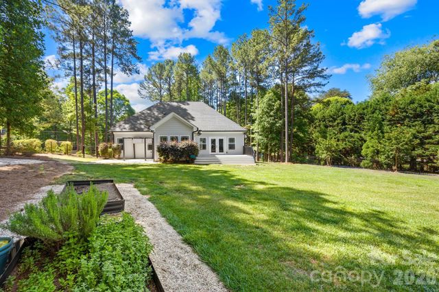 334 McCrary Road, Mooresville, NC 28117