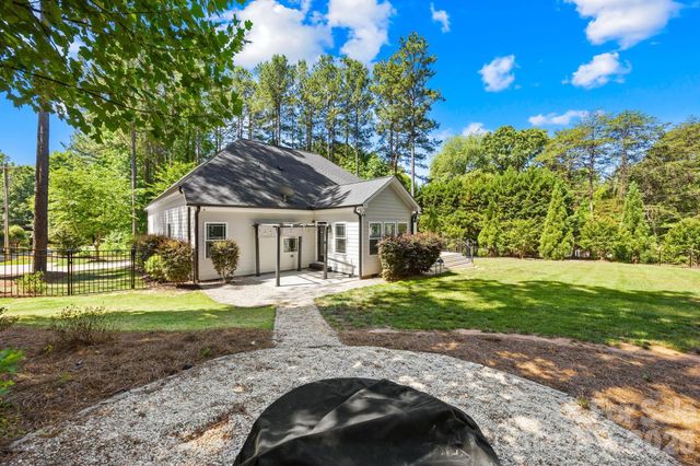334 McCrary Road, Mooresville, NC 28117