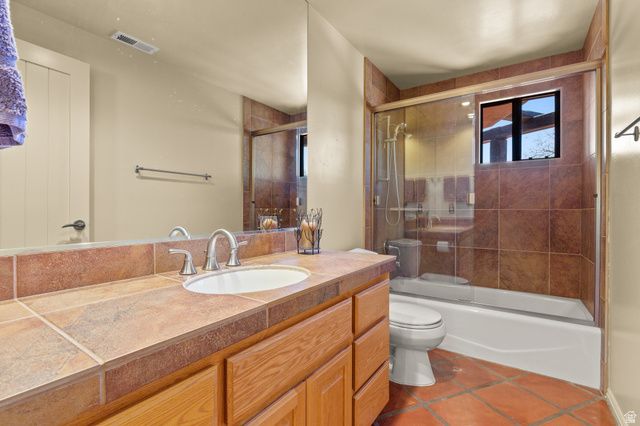 989 N SHONTO RIDGE DR, Ivins, UT 84738