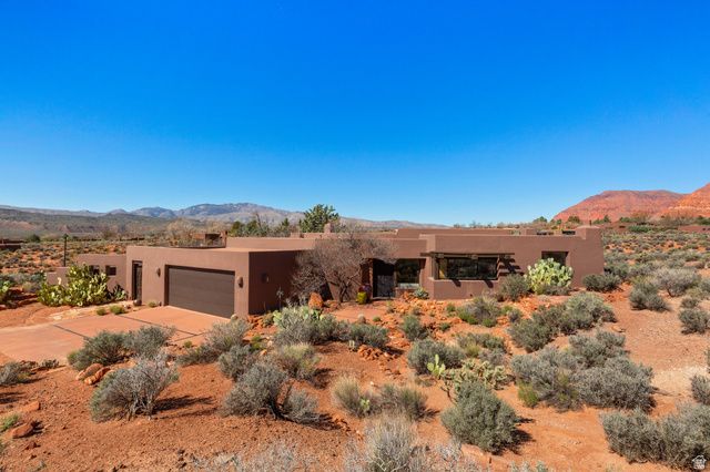 989 N SHONTO RIDGE DR, Ivins, UT 84738
