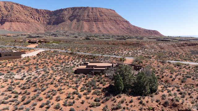 989 N SHONTO RIDGE DR, Ivins, UT 84738