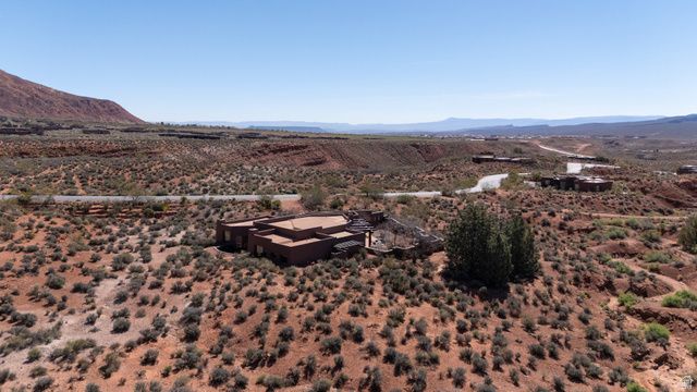 989 N SHONTO RIDGE DR, Ivins, UT 84738