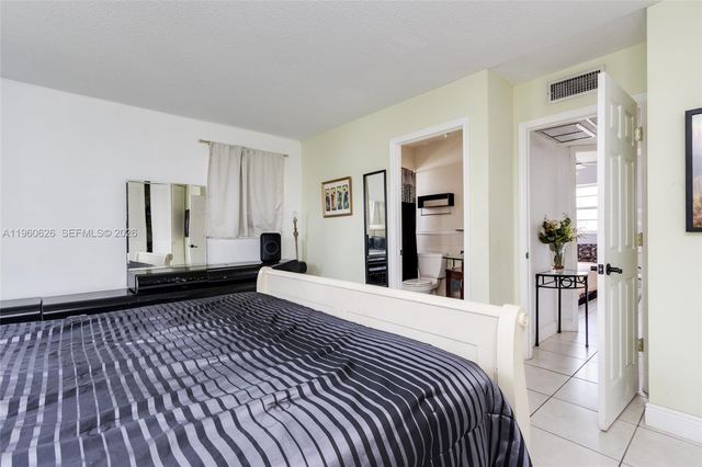 4341 NW 16th Street 101, Lauderhill, FL 33313