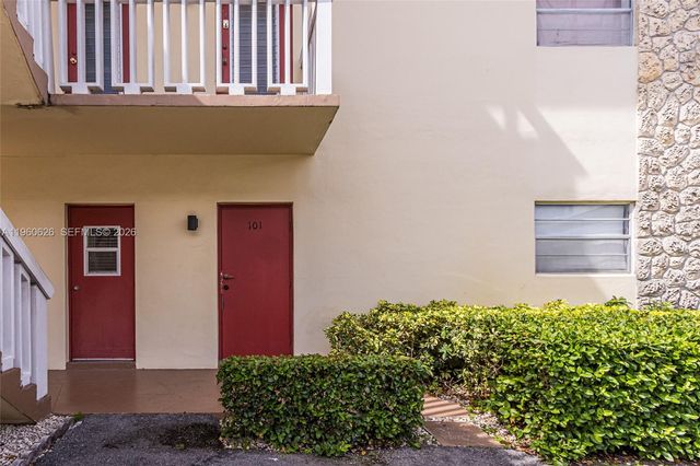 4341 NW 16th Street 101, Lauderhill, FL 33313