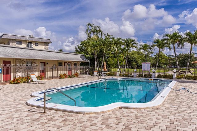 4341 NW 16th Street 101, Lauderhill, FL 33313