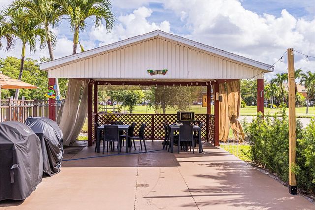 4341 NW 16th Street 101, Lauderhill, FL 33313
