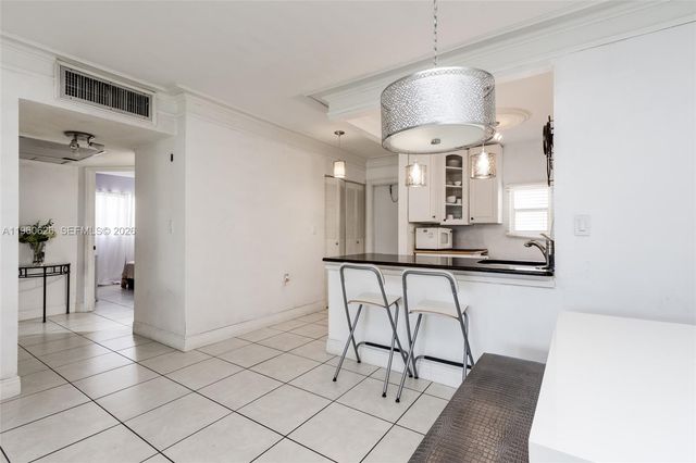 4341 NW 16th Street 101, Lauderhill, FL 33313