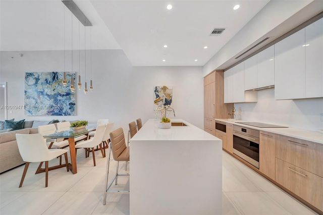 153 N Seabreeze 403 403, Fort Lauderdale, FL 33304