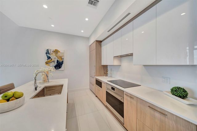 153 N Seabreeze 403 403, Fort Lauderdale, FL 33304