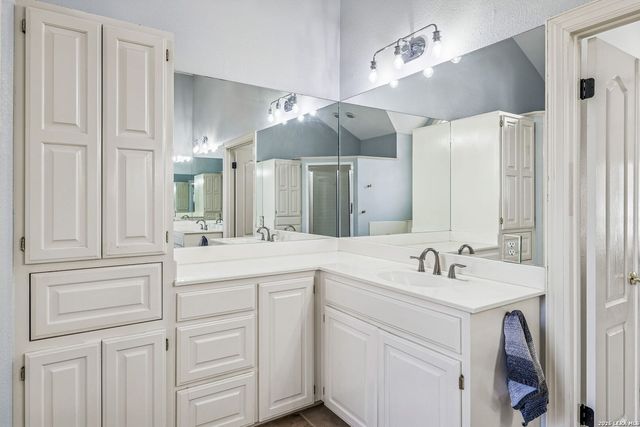 17343 Fountain Mist, San Antonio, TX 78248