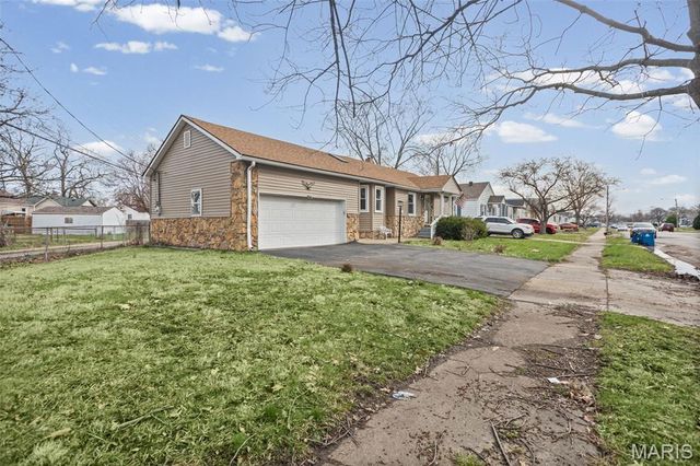 2535 E 28th Street, Granite City, IL 62040