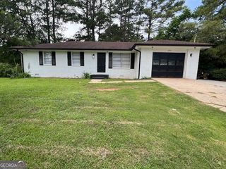 6935 Fielder Road, Rex, GA 30273