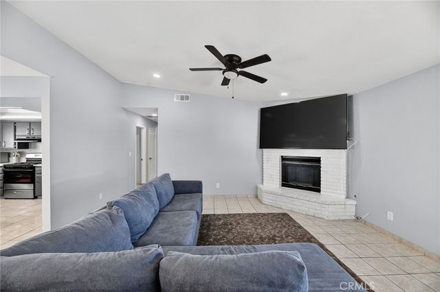 15505 Shadow Mountain Ln, Lake Elsinore, CA 92530