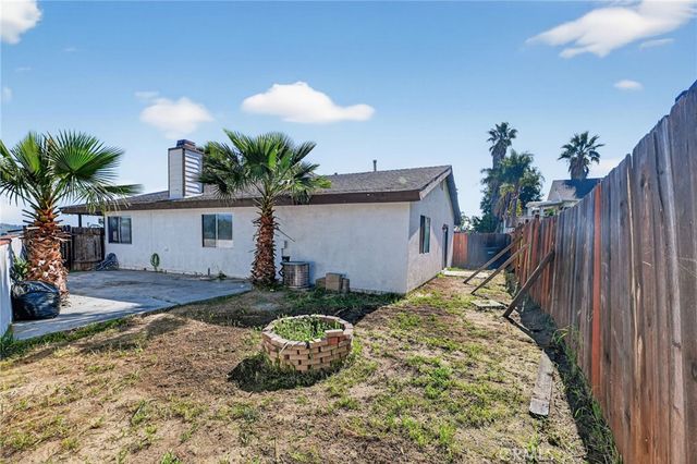 15505 Shadow Mountain Ln, Lake Elsinore, CA 92530