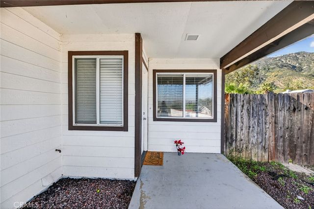 15505 Shadow Mountain Ln, Lake Elsinore, CA 92530