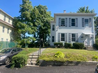 11 King Phillip Apt 1, Worcester, MA 01606