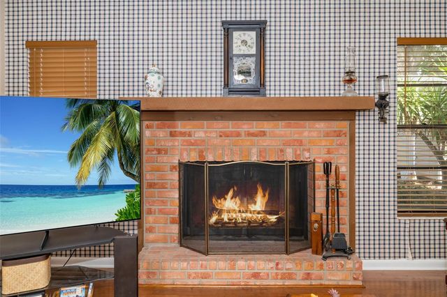 2005 39TH STREET W, Bradenton, FL 34205