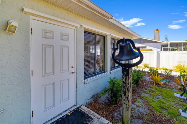 2005 39TH STREET W, Bradenton, FL 34205