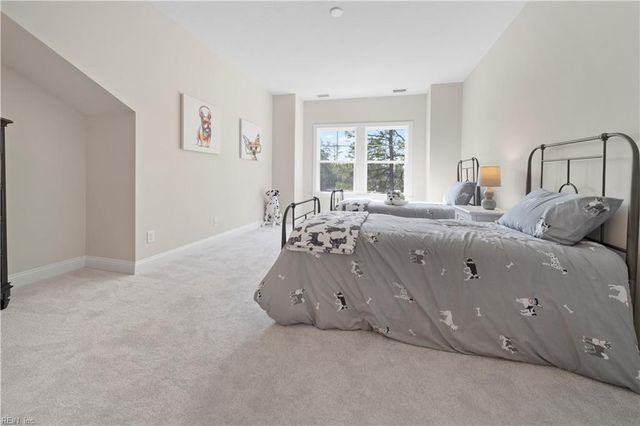 4615 Longleaf PL, Chesapeake, VA 23321
