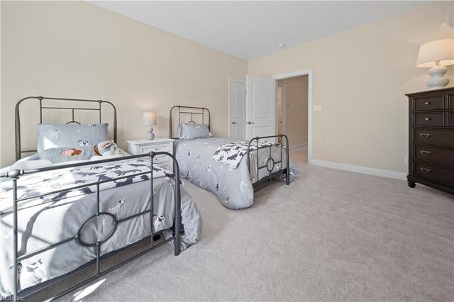 4615 Longleaf PL, Chesapeake, VA 23321