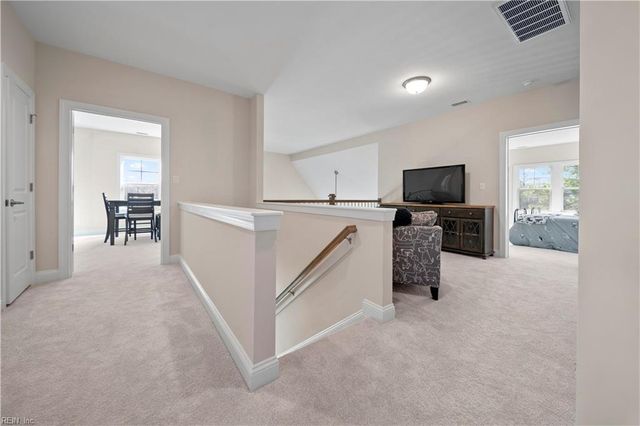 4615 Longleaf PL, Chesapeake, VA 23321