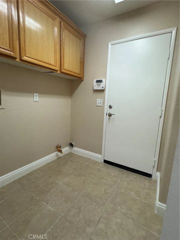 6076 Brookside, Fontana, CA 92336