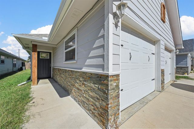 607 E Carter Street 607, Sherman, TX 75090