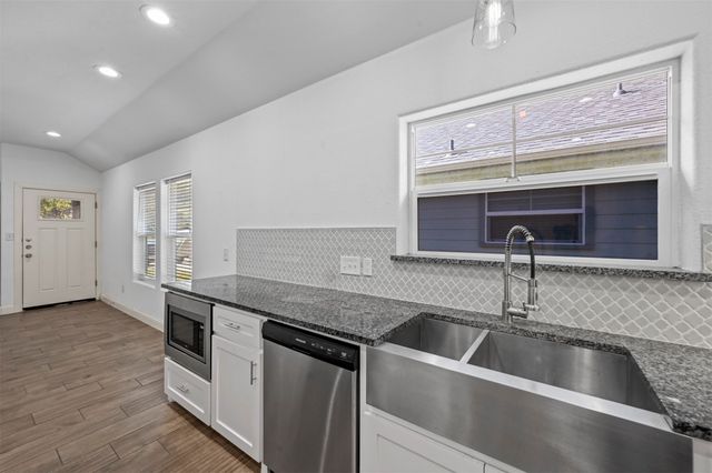 607 E Carter Street 607, Sherman, TX 75090