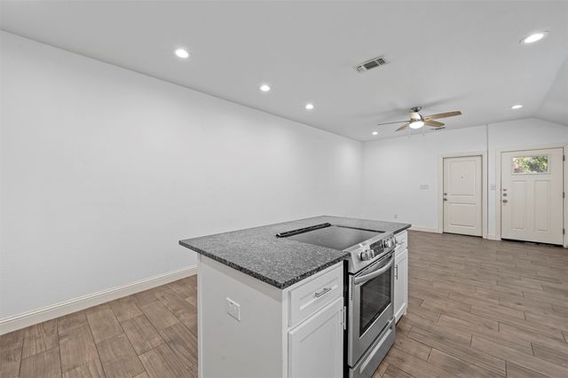 607 E Carter Street 607, Sherman, TX 75090