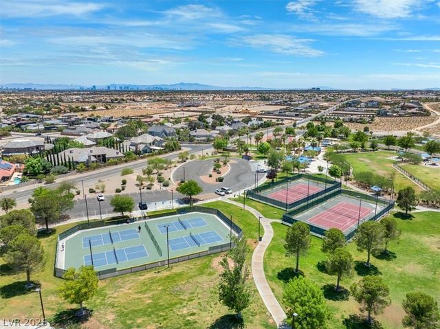 3850 Juno Beach Street 203, Las Vegas, NV 89129