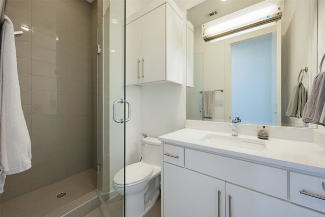 1915 Summit Avenue 1, Dallas, TX 75206