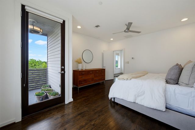1915 Summit Avenue 1, Dallas, TX 75206