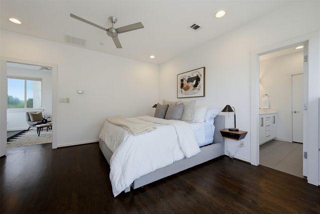 1915 Summit Avenue 1, Dallas, TX 75206