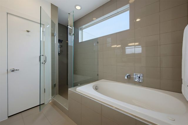 1915 Summit Avenue 1, Dallas, TX 75206